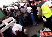 4 Nyawa Melayang, Setelah Hantam Truk Kontainer Parkir