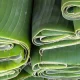 Jelang Lebaran Idul Adha, Penjualan Daun Pisang Meningkat di Pasar Pakalu Bantimurung