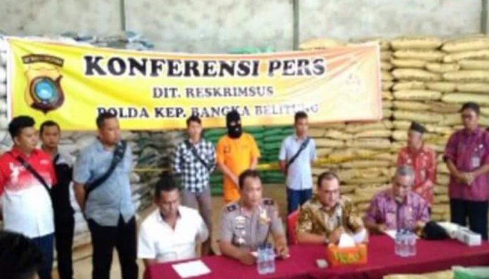 221,3 Ton Pupuk Kadaluwarsa Non-Subsidi Diamankan Polisi