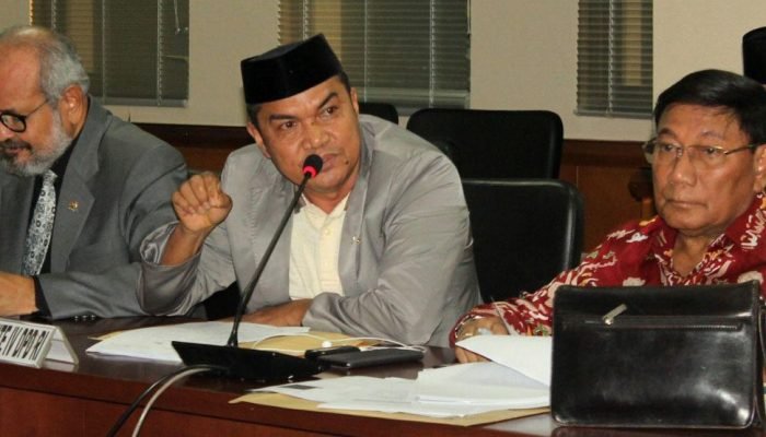 Senator Yasin Welson Pertanyakan Utang Indonesia: Apakah Kita Akan Berutang Terus Hingga Dunia Kiamat?