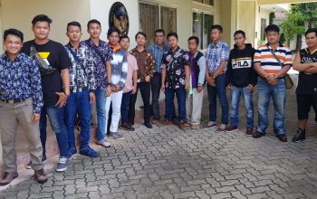 KBRI Dar es Salaam Memulangkan 14 ABK Asal Indonesia 2 KBRI Dar es Salaam Memulangkan 14 ABK Asal Indonesia 1