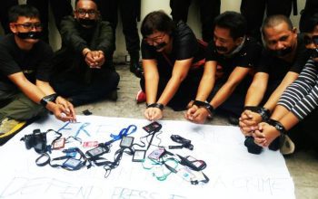 Jurnalis di Jakarta, Tuntut Myanmar Bebaskan 2 Wartawan Reuters 8 Jurnalis di Jakarta, Tuntut Myanmar Bebaskan 2 Wartawan Reuters
