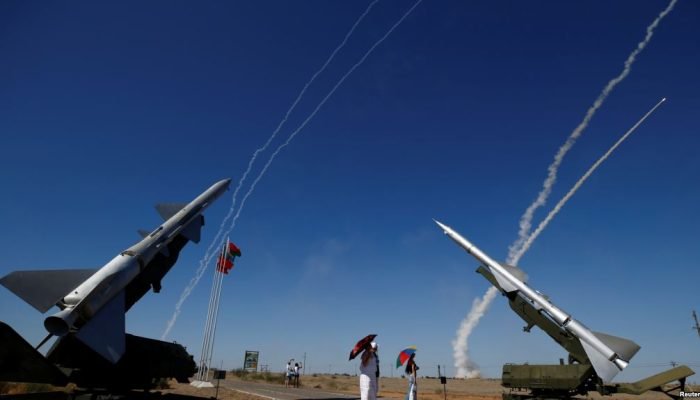 S-300 akan Buat Israel Berpikir Dua Kali Sebelum Menyerang Suriah