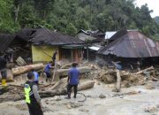 Banjir Bandang dan Tanah Longsor Menerjang Sebagian Sumatera, 20 Meninggal