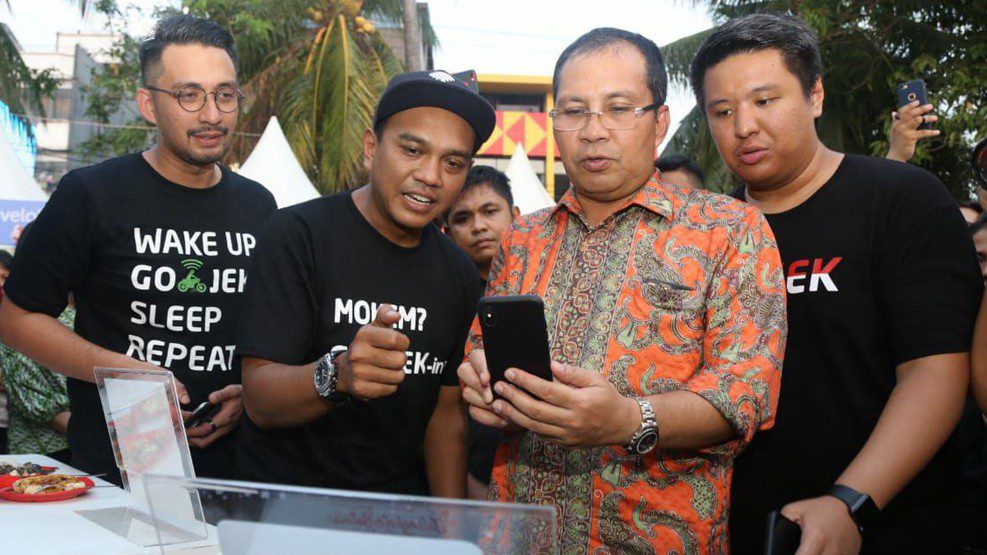 GO-JEK Bantu Warga Majukan Potensi Lokal di F8 Makassar