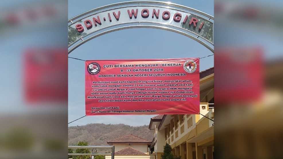 Guru Honorer Ancam Mogok Kerja