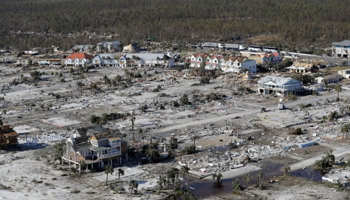 Korban Badai Michael Bertambah Menjadi 16 Orang