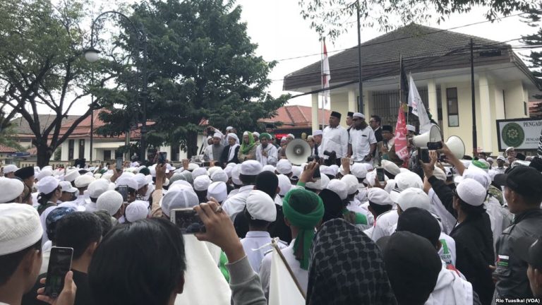 Pengadilan Kuatkan SP3 Penghinaan Pancasila Rizieq Shihab