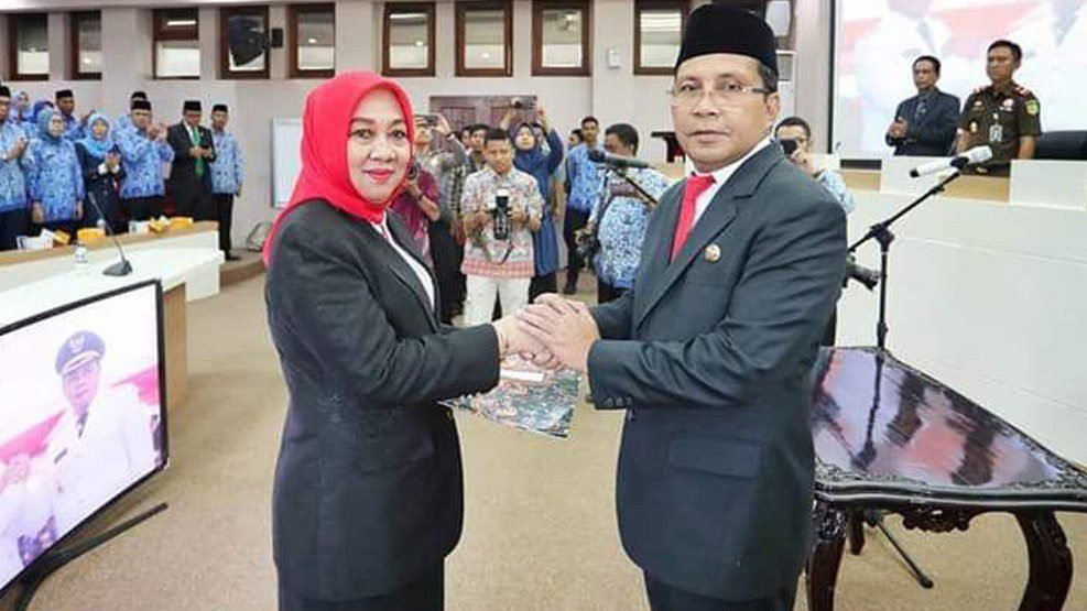 Naisyah Tun Azikin Dilantik Walikota Sebagai Pejabat Sekda Makassar