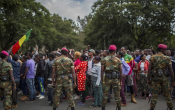Digaji Rendah, Tentara Ethiopia Unjuk Rasa 2 Tentara Ethiopia Unjuk Rasa