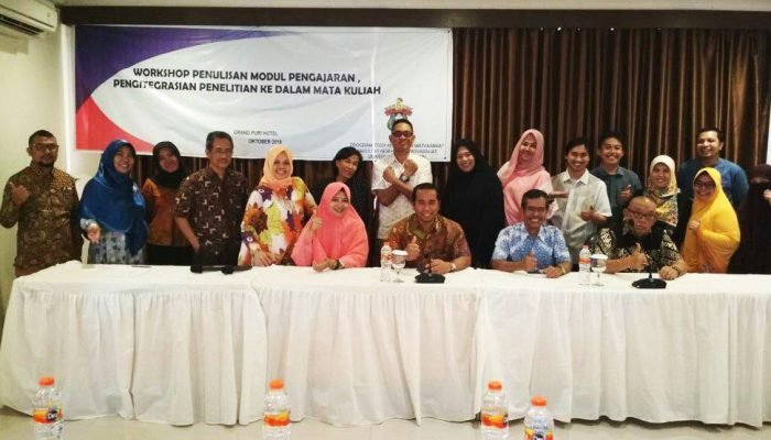 Tingkatkan Mutu Dosen, FKM Unhas Adakan Workshop Penulisan Modul Pengajaran