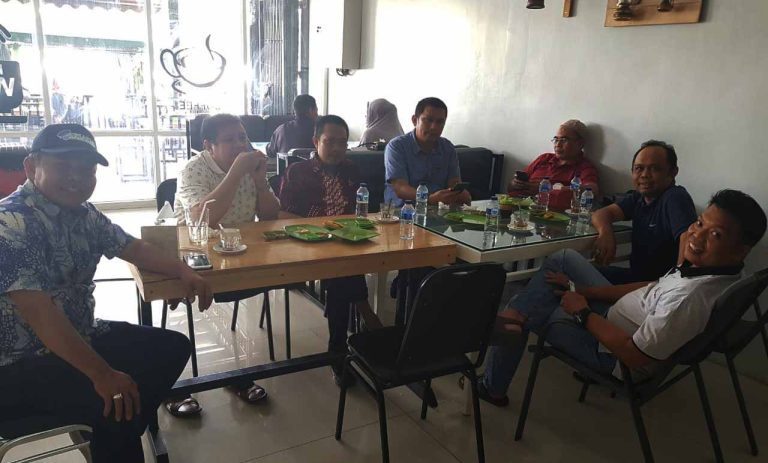PERSAKMI Rancang Posyandu Digital Merespon Teknologi Generasi 4.0 7 fkm