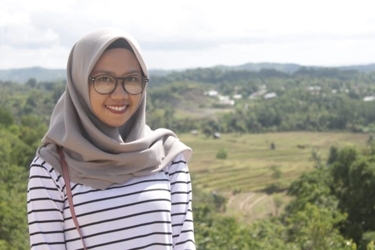 Gadis Cantik Kacamata Ini, Punya Impian Jadi Jurnalis Handal 7 Sitti Aisyah Muthmainnah