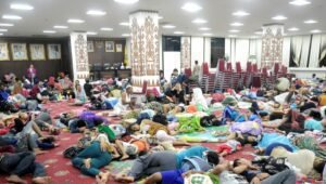 Khawatirkan Tsunami Susulan, Ribuan Orang Mengungsi ke Dataran Tinggi