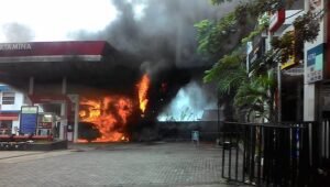 Kebakaran Hebat Hanguskan SPBU Abdesir