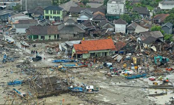 Update Tsunami Selat Sunda : 373 Meninggal Dunia, 1.459 Luka-Luka dan 128 Hilang 3 Tsunami Selat Sunda