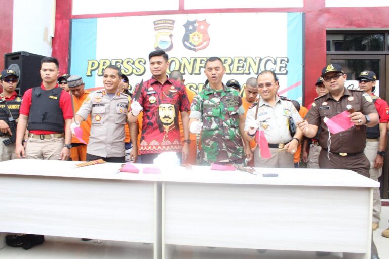 Polres Gowa Ekspos Tersangka Kasus Kejahatan Jalanan 2 WhatsApp Image 2018 12 27 at 21.58.31