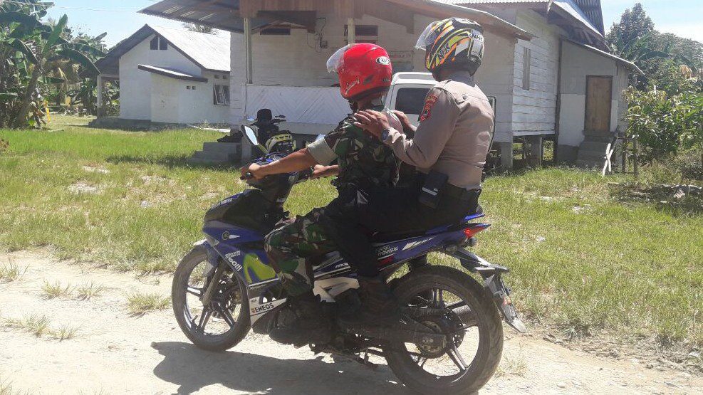 Patroli Gabungan TNI-Polri: Polsek Malangke Ciptakan Kamtibmas Tetap Kondusif