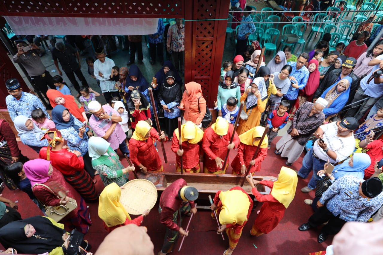 Rumah Adat Sanggar Siang