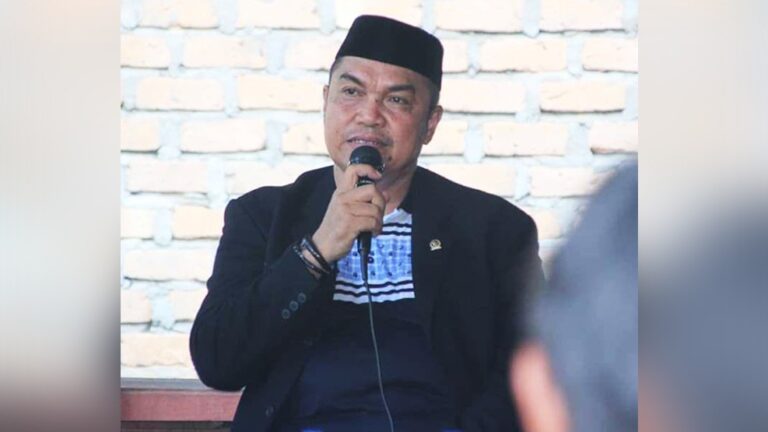 Senator Yasin Welson Lajaha Prihatin Nasib Guru Honorer 4 Senator Yasin Welson Lajaha Prihatin Nasib Guru Honorer