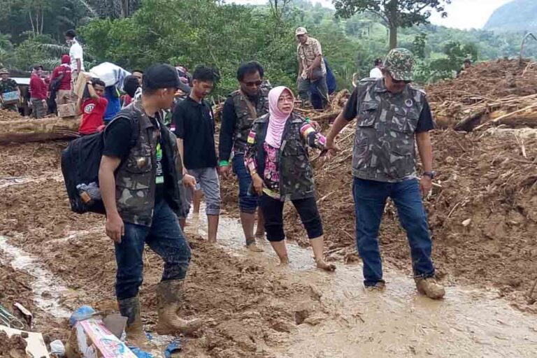 Tamzil: Bencana Alam Terjadi disebabkan Curah Hujan Yang Tinggi 9 Dinas Kehutanan Provinsi Sulsel