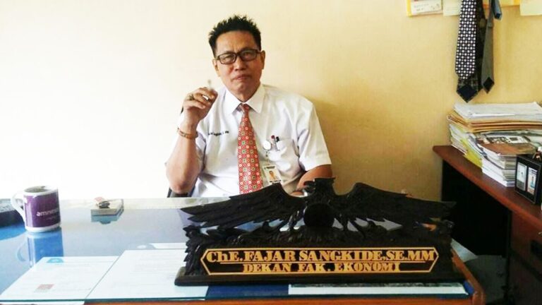 Empat Dosen Ekonomi UNKRIT Lanjut S3 di PPs-UNM