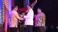 Menpan-RB Beri Penghargaan SAKIP Award 2018