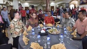 Imlek, Danny Jalin Silatuhrahim Dengan Tokoh Tionghoa