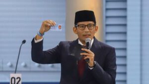 Sandiaga: KTP Sudah Canggih, Tak Perlu Kartu-Kartu Lain