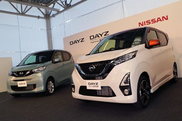 Aliansi Nissan-Mitsubishi Luncurkan Livina Versi Mungil 6 Nissan Mitsubishi keicar min