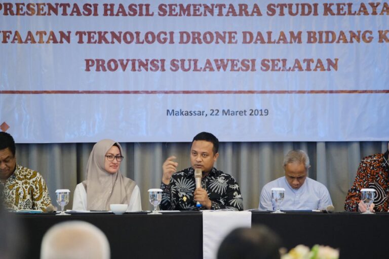 Wagub Dorong Pengiriman Darah dan Vaksin ke Daerah Terpencil Menggunakan Drone 3 drone