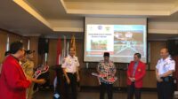 FKM Unhas  Terima Bantuan Bus dari Kemenhub RI