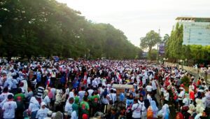 RDPS Wujudkan Janjinya Putihkan Makassar Tanpa Bendera Partai