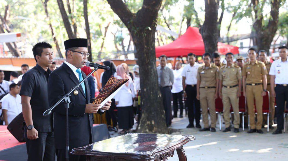 Hari Terakhir Menjabat, Danny Pomanto Lantik 300 ASN Lingkup Makassar 3 Danny Pomanto Lantik 300 ASN Lingkup Makassar 02