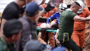 4 Warga China Jadi Tersangka Terkait Runtuhnya Sebuah Gedung di Kamboja