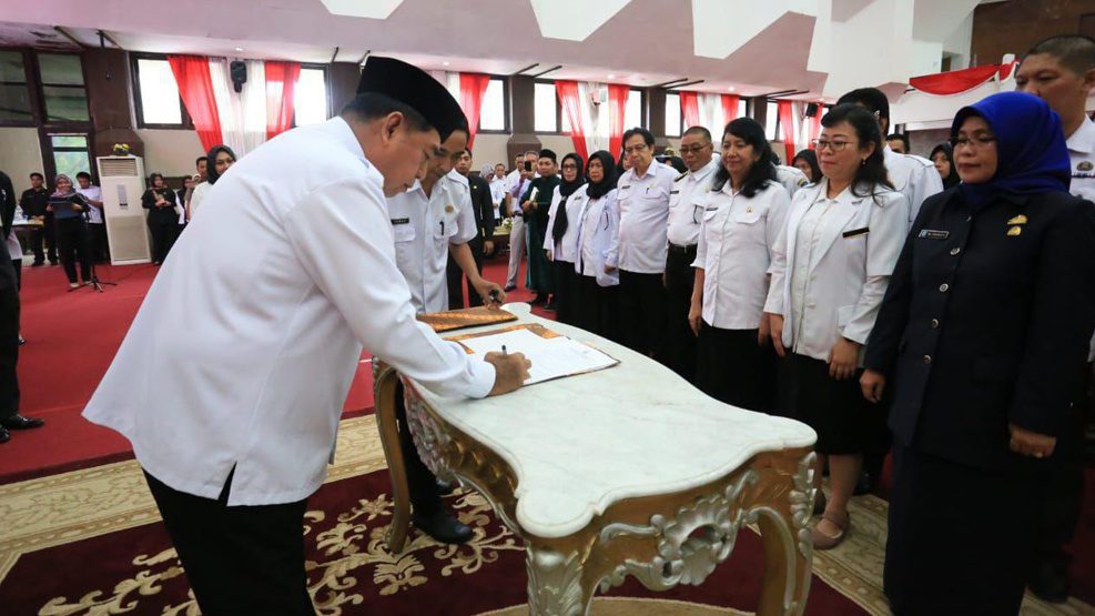 Abdul Hayat Gani Lantik 74 Pejabat Fungsional