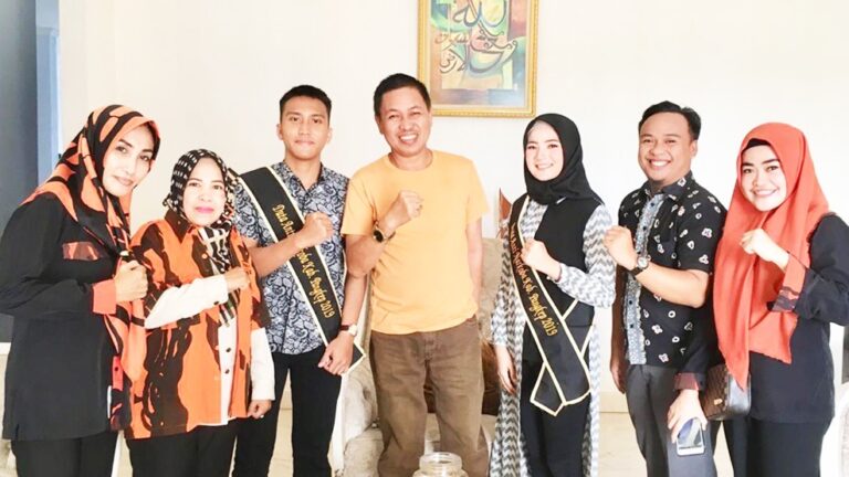 Bupati Pangkep & Kapolres Dukung Finalis Duta Anti Narkoba, Tulus: Jauhi Narkoba Sebelum Anda Rusak 4 Bupati Pangkep dan Kapolres Dukung Finalis Duta Anti Narkoba