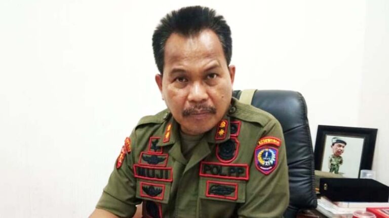 Siaga Bencana: Kasatpol & Jajaran, Siap Jadi Pelayan Terbaik Masyarakat 3 Ini Penegasan Kasatpol pada Kegiatan Penyuluhan dan Sosialisasi Linmas