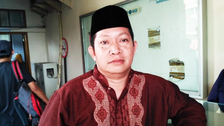 Mantan Komisioner KPU Sulsel, Samsir Rahim Menguat Jadi Balon Bupati Bulukumba 8 Mantan Komisioner KPU Sulsel, Samsir Rahim Menguat Jadi Balon Bupati Bulukumba