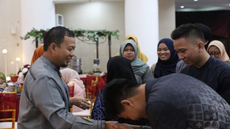 Open House Hari ke-2, Rujab Wali Kota Jadi Rumah Rakyat 7 Open House Hari ke-2, Rujab Wali Kota Jadi Rumah Rakyat