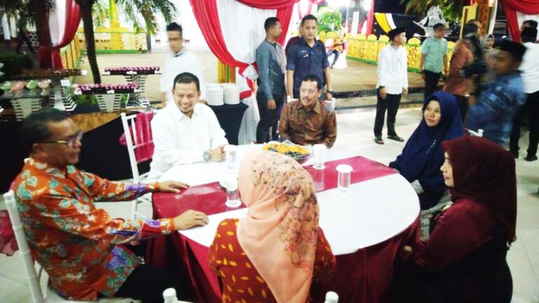 Pj Wali Kota Iqbal Boyong Pejabat Pemkot Makassar di Open House Gubernur Nurdin 8 Pj Wali Kota Iqbal Boyong Pejabat Pemkot Makassar di Open House Gubernur Nurdin