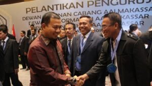 Iqbal: Advokat Harus Hadir di Tengah Masyarakat Tak Mampu