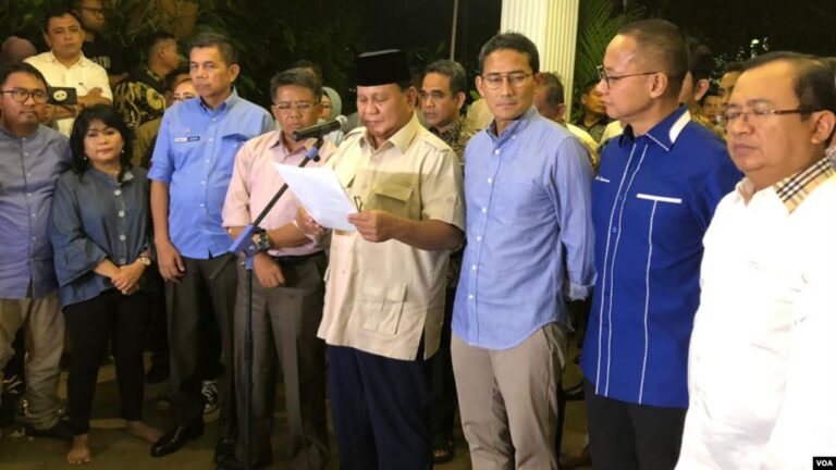 Prabowo: Kami Kecewa, Tapi Tetap Hormati Putusan MK 3 Putusan MK