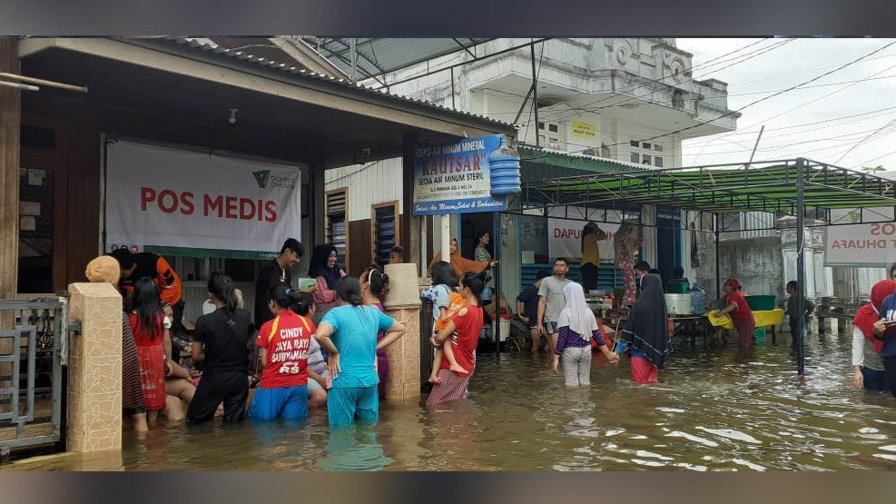 Relawan Dompet Dhuafa Susur Lokasi Terparah Hingga Siapkan Layanan Medis Bagi Korban Banjir