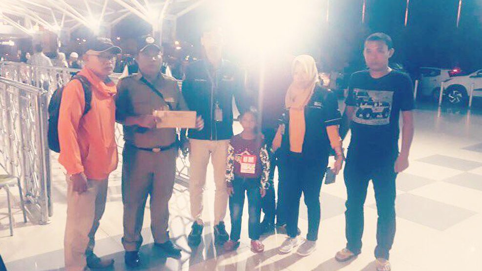 Sakti Peksos Dinsos Makassar Razia Anak Jalanan dan pulangkan ke Timika