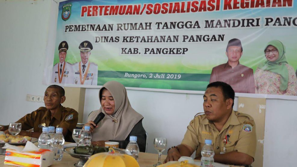 DKP Pangkep Bantu Peralatan Untuk Mandiri Pangan 3 DKP Pangkep Bantu Peralatan Untuk Mandiri Pangan