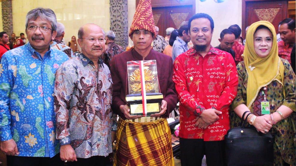 Didampingi Kadishut Wagub Sulsel Hadiri Pekan Lingkungan Hidup dan Kehutanan