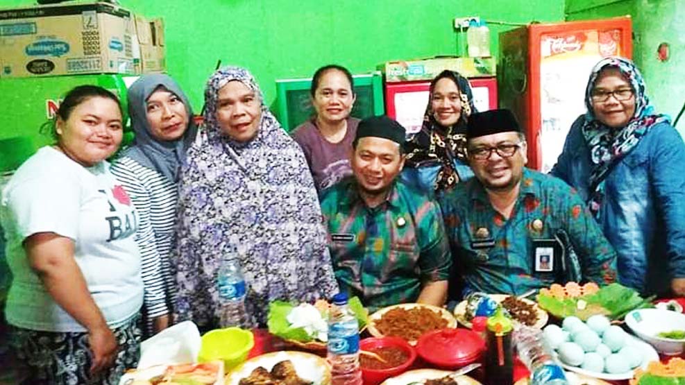 Iqbal Suhaeb Shalat Jumat Berjamaah di Masjid Iman Pannara 03