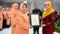 Lies F Nurdin Ajak Seluruh Anggota BKOW Kurangi Penggunaan Plastik