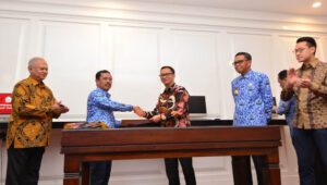Jalan Metro Tanjung Bunga & Lahan Stadion Barombong Resmi Dikelola Pemprov
